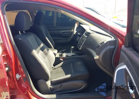 2016 Nissan Altima 2.5/2.5 S/2.5 Sl/2.5 Sr/2.5 Sv из США, поврежденный, VIN 1N4AL3AP5GC213842